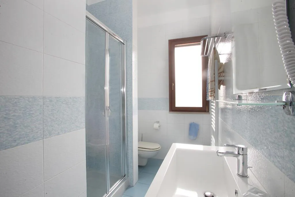 La Dimora Bed & Breakfast Bari 0*,